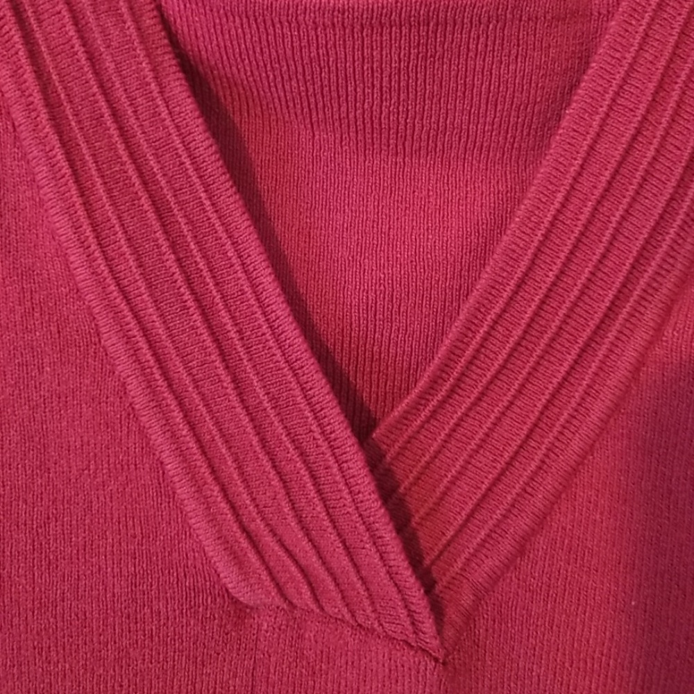 Red layering shell - Picture 3 of 3